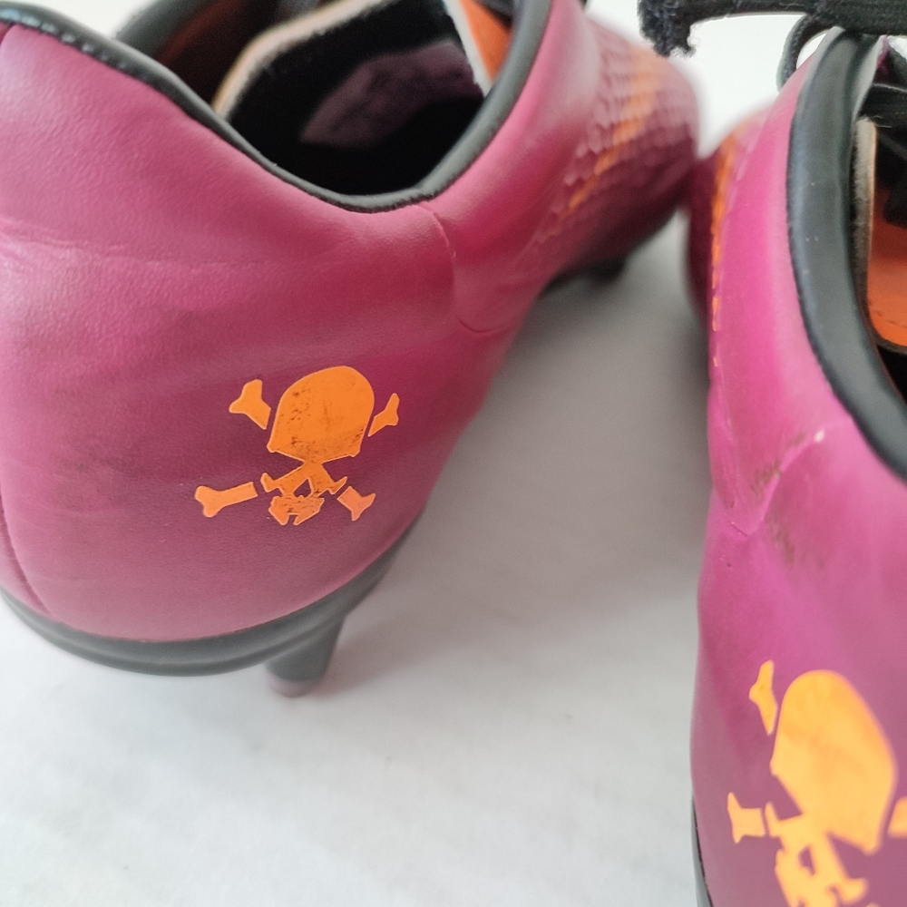Nike Cleats - Picture 9 of 16